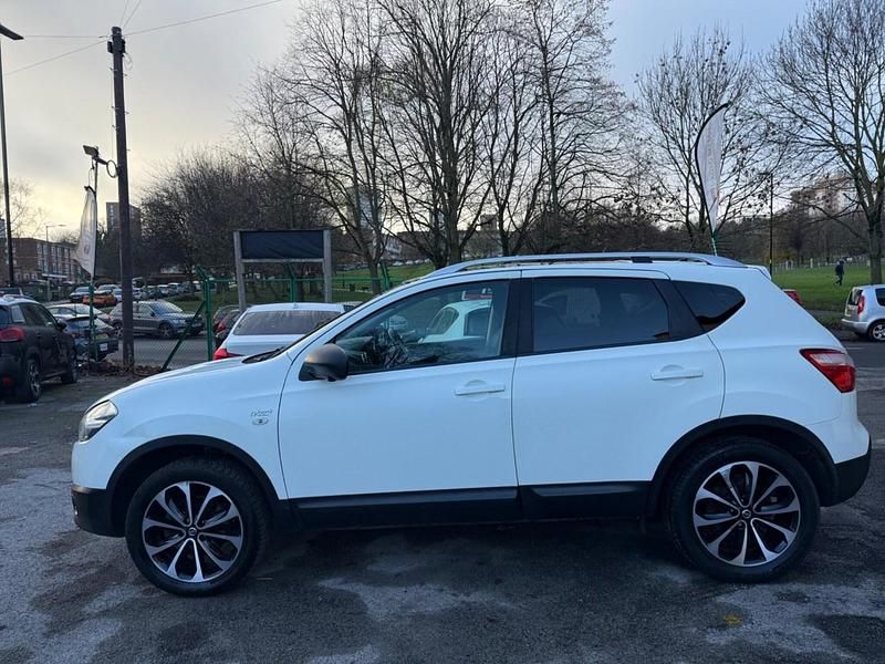 Used Nissan Qashqai N-TEC 117 HP (86 kW) 2013 White SUV