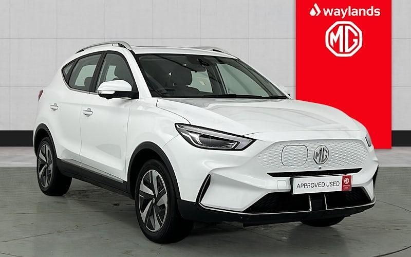 Used MG ZS Trophy 114 kW (156 HP) 2022 White SUV