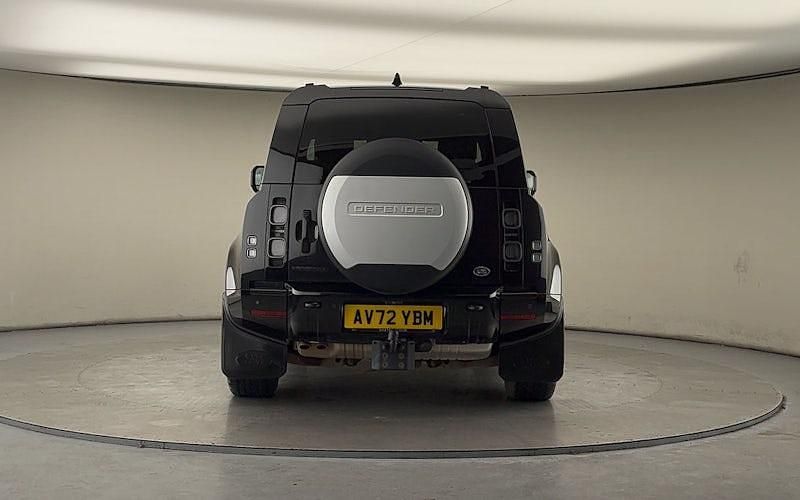 Used Land Rover Defender 300 HP (220 kW) 2024 SUV