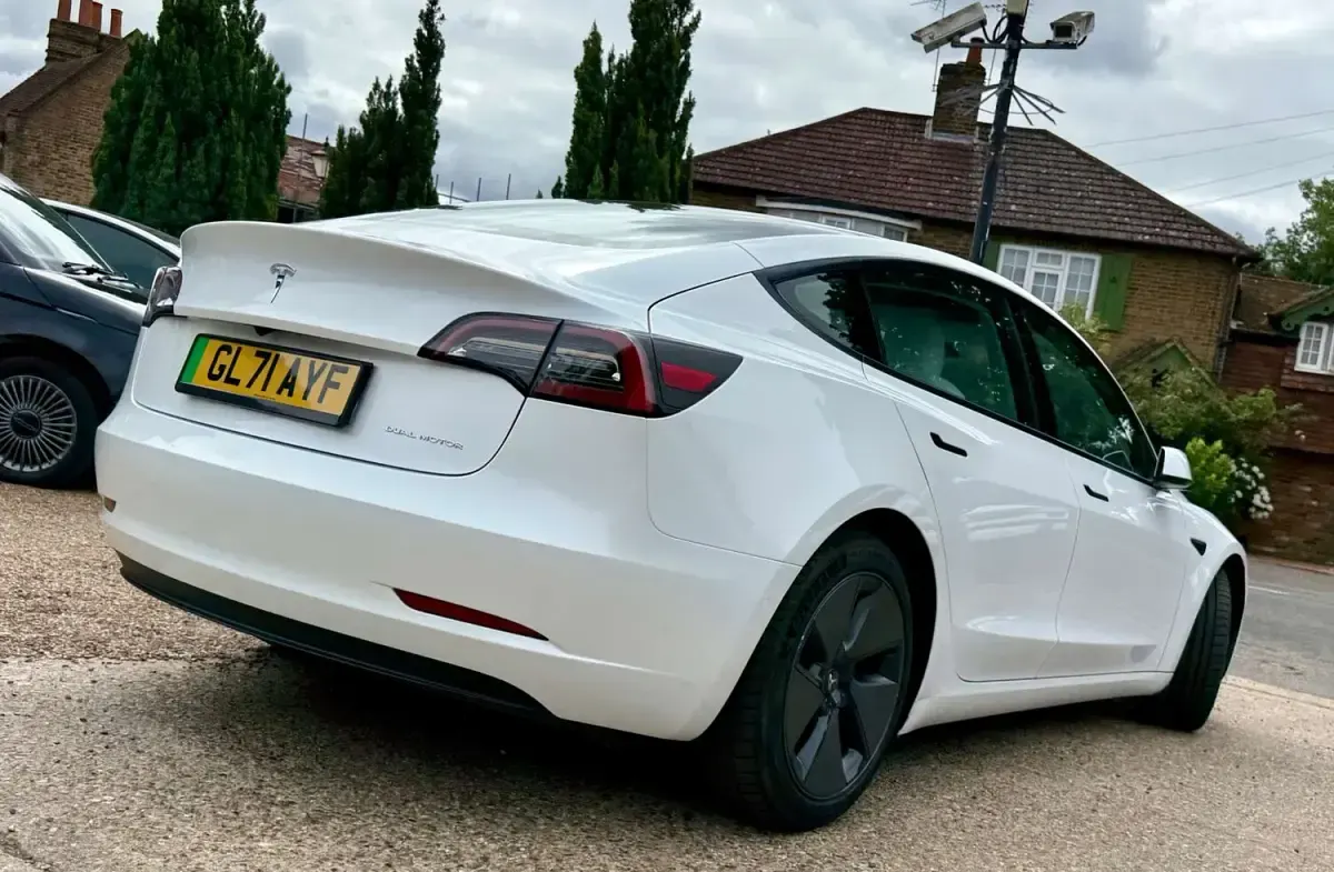 Used Tesla Model 3 Long Range AWD 366 kW (498 HP) 2021 White Sedan