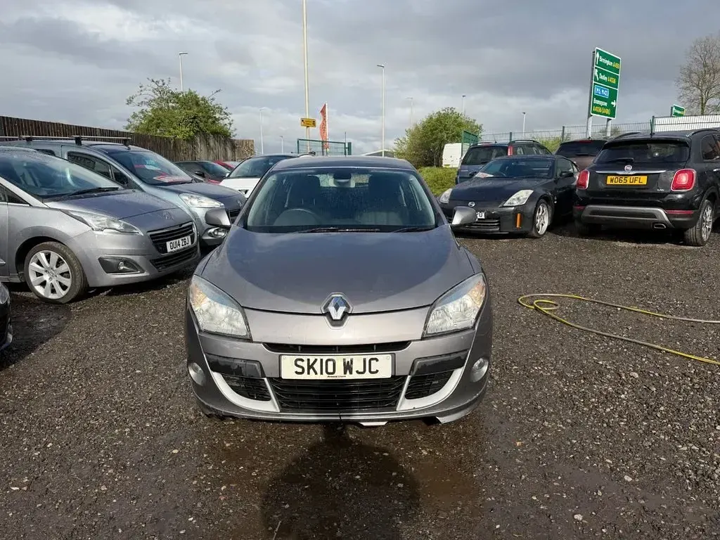 Used Renault Mégane Dynamique 110 HP (80 kW) 2010 Grey Hatchback