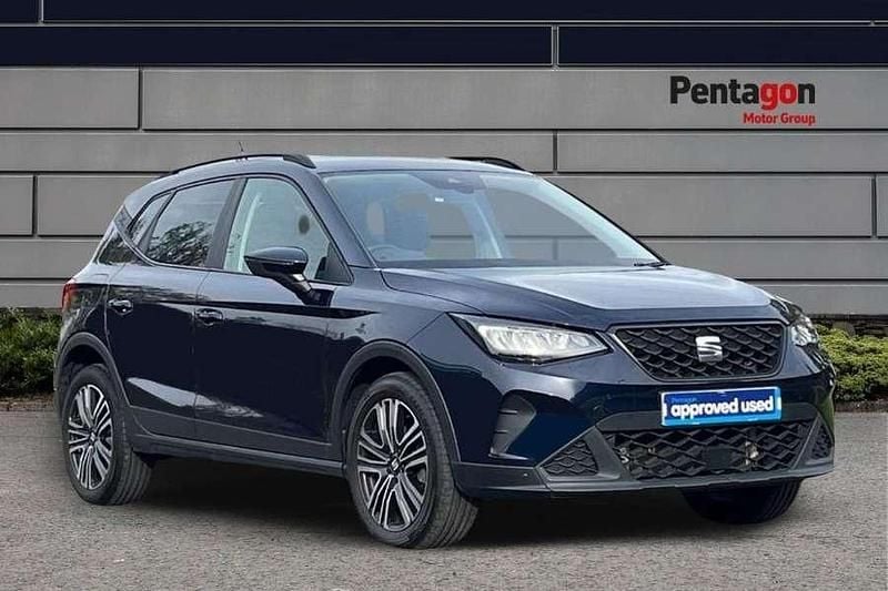 Blue Used 2022 Seat Arona SE SUV | £13,997 (Fair price) - Image 1/4