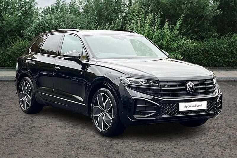 Grenadilla black Used 2025 VW Touareg Black Edition SUV | £51,990 (A bit pricey) - Image 1/3