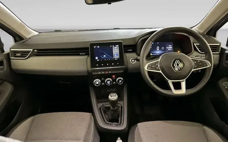 Used Renault Clio Evolution 90 HP (66 kW) 2025 Hatchback