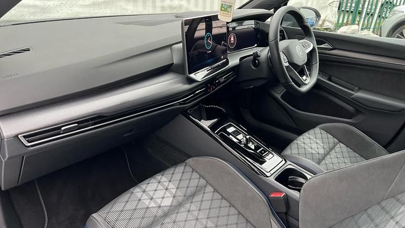 Used VW Golf VIII R-line 150 HP (110 kW) 2025 Dolphin grey metallic Hatchback