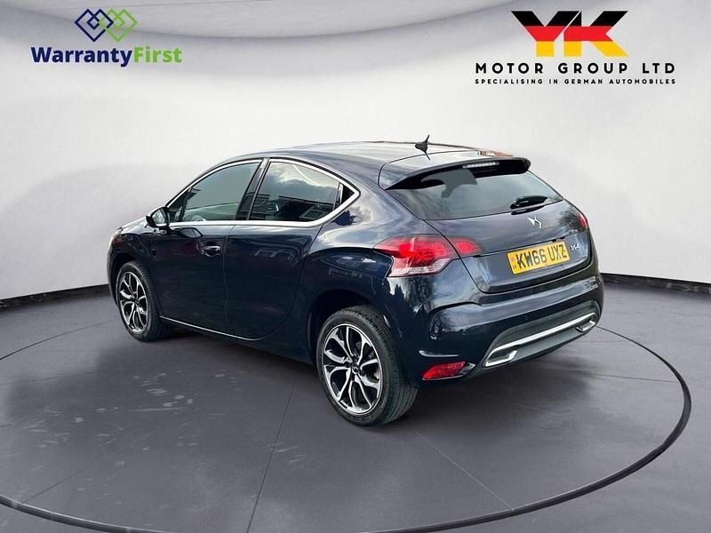 Used DS Automobiles DS4 Prestige 150 HP (110 kW) 2017 Blue Hatchback