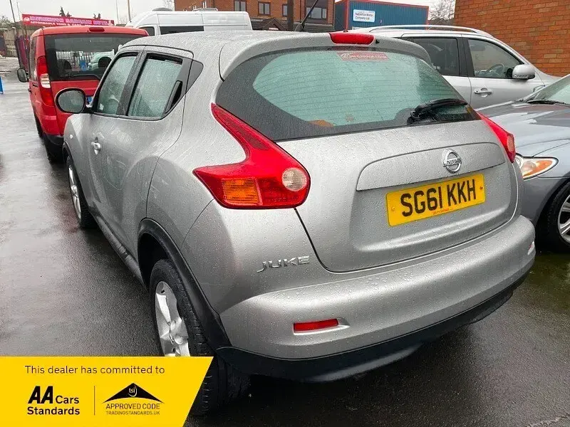 Used Nissan Juke Acenta 2011 Silver SUV