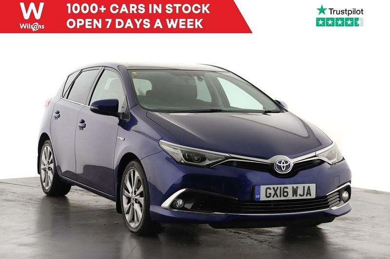 Blue Used 2016 Toyota Auris Hybrid Hatchback | £10,199 (Fair price) - Image 1/4