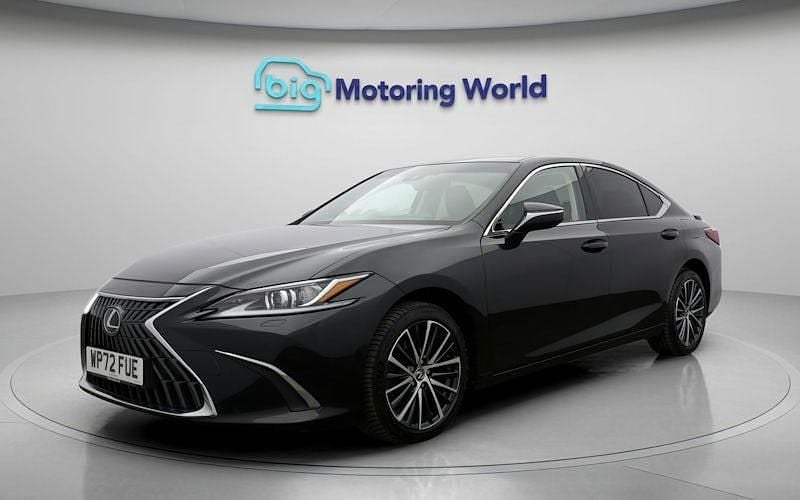 Used Lexus ES300H 218 HP (160 kW) 2021 Sedan
