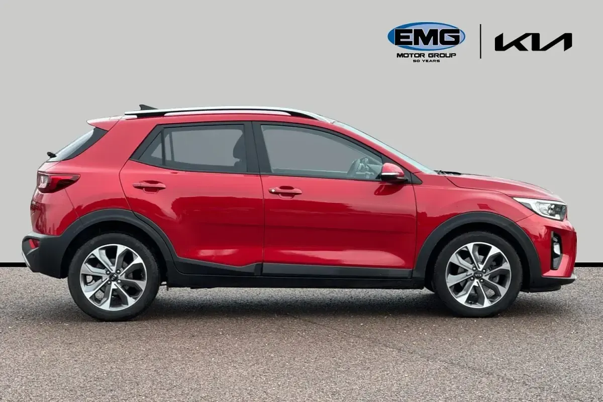 Usado Kia Stonic 118 HP (86 kW) 2020 Vermelho SUV