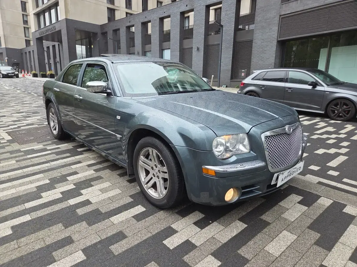 Used Chrysler 300C 2006 Silver Sedan