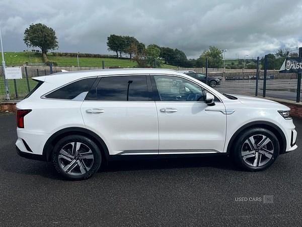 Used Kia Sorento 226 HP (166 kW) 2021 White SUV