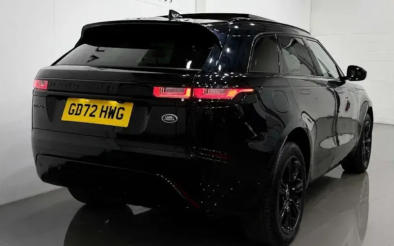 Used Land Rover Range Rover Velar 250 HP (183 kW) 2022 Black SUV