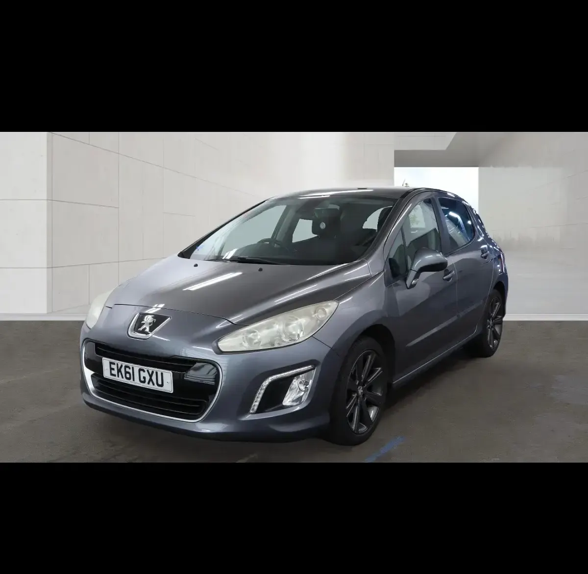 Used Peugeot 308 Active 112 HP (82 kW) 2011 Grey Hatchback