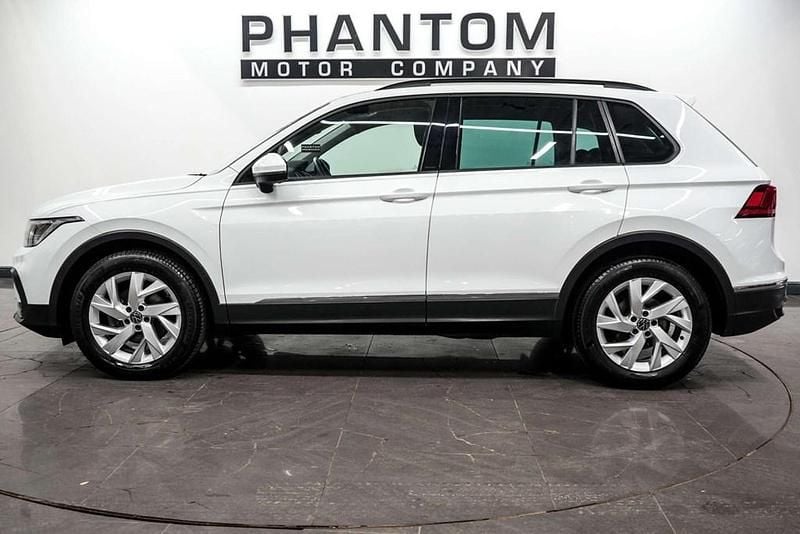 Used VW Tiguan Life 150 HP (110 kW) 2022 White SUV