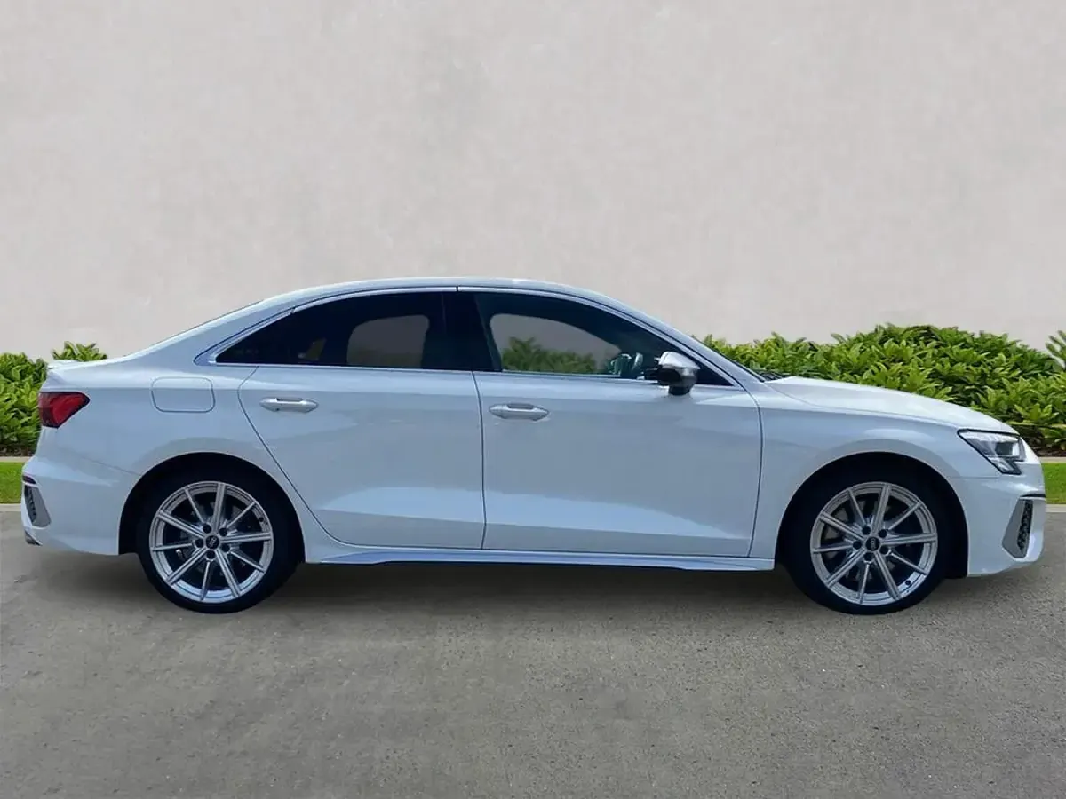 Used Audi A3 Design 310 HP (228 kW) 2022 White Sedan