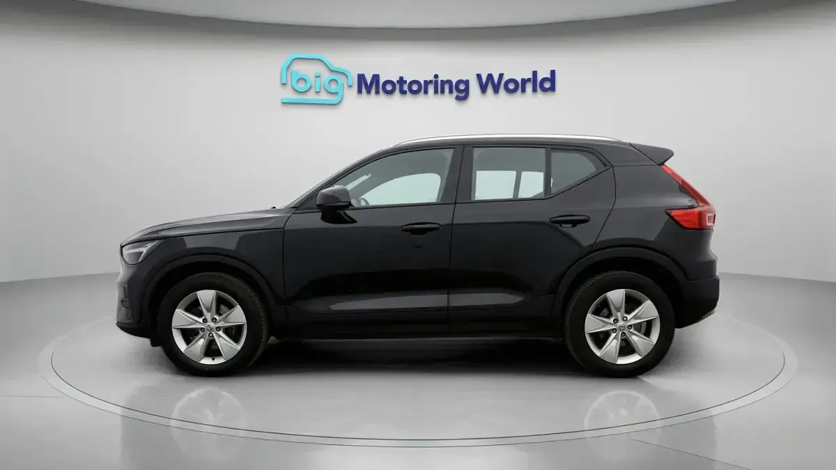 Used Volvo XC40 Core 2022 Black SUV