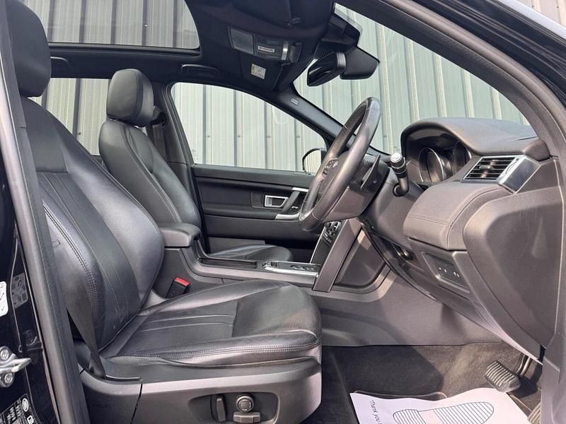 Used Land Rover Discovery Sport Landmark 180 HP (132 kW) 2019 Black SUV