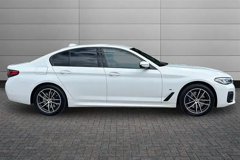 Used BMW 530e M Sport 292 HP (214 kW) 2020 White Sedan