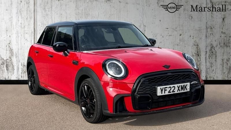 Chili red Used 2022 Mini Cooper Sport Hatchback | £17,781 (Fair price) - Image 1/4
