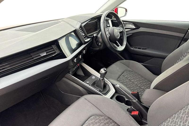 Used Audi A1 Sport 114 HP (83 kW) 2019 Red Hatchback