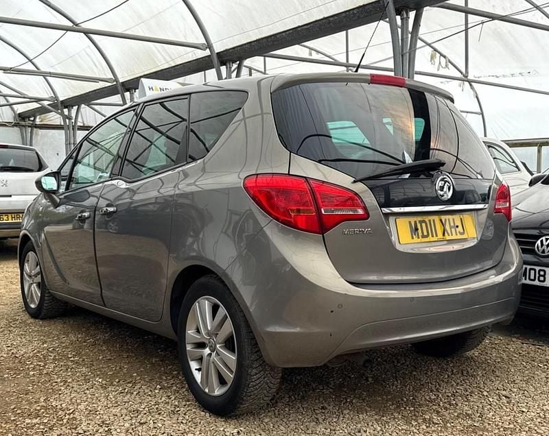 Used Vauxhall Meriva 2011 Brown MPV