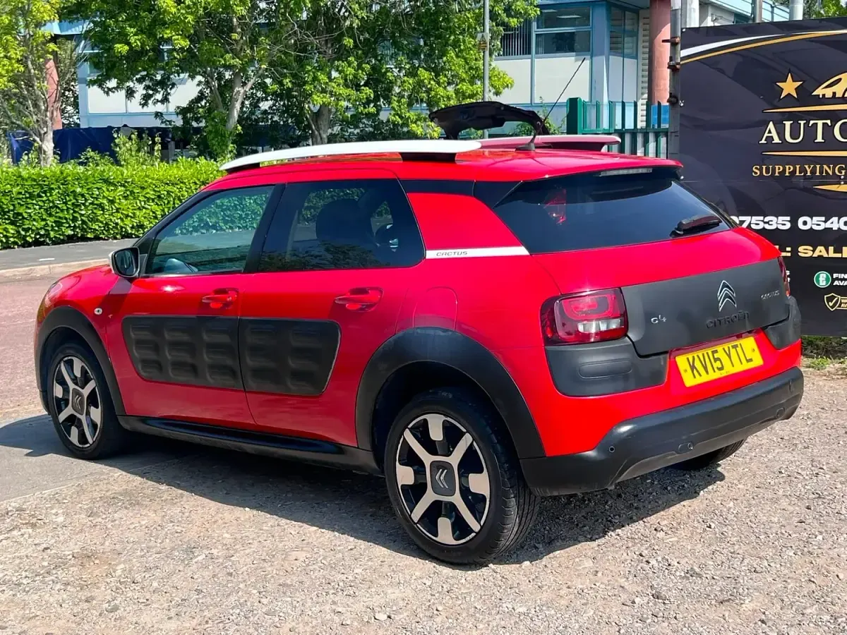 Used Citroën C4 Cactus Flair 2015 Red Hatchback
