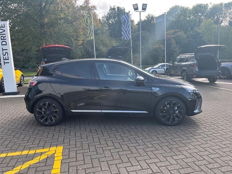 Used Renault Clio V Esprit Alpine 143 HP (105 kW) 2025 Diamond black  Hatchback