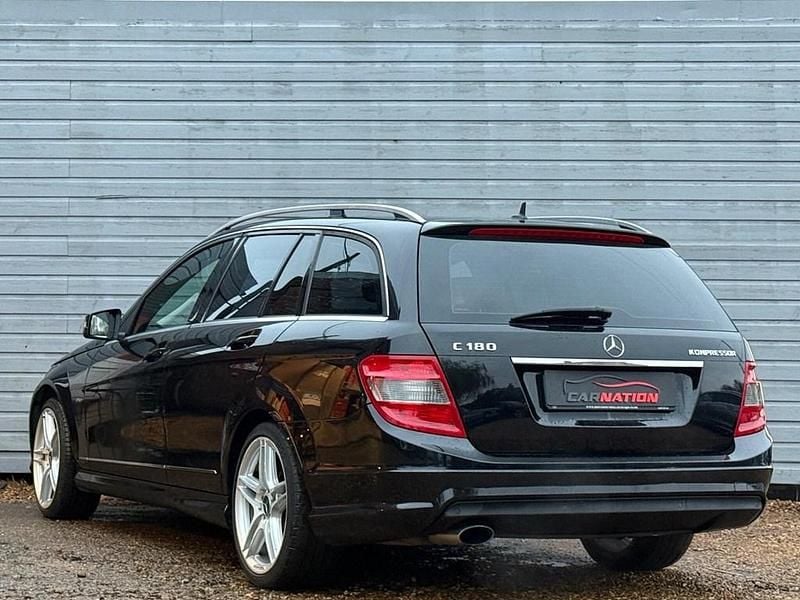 Used Mercedes C180 156 HP (114 kW) 2009 Black Estate