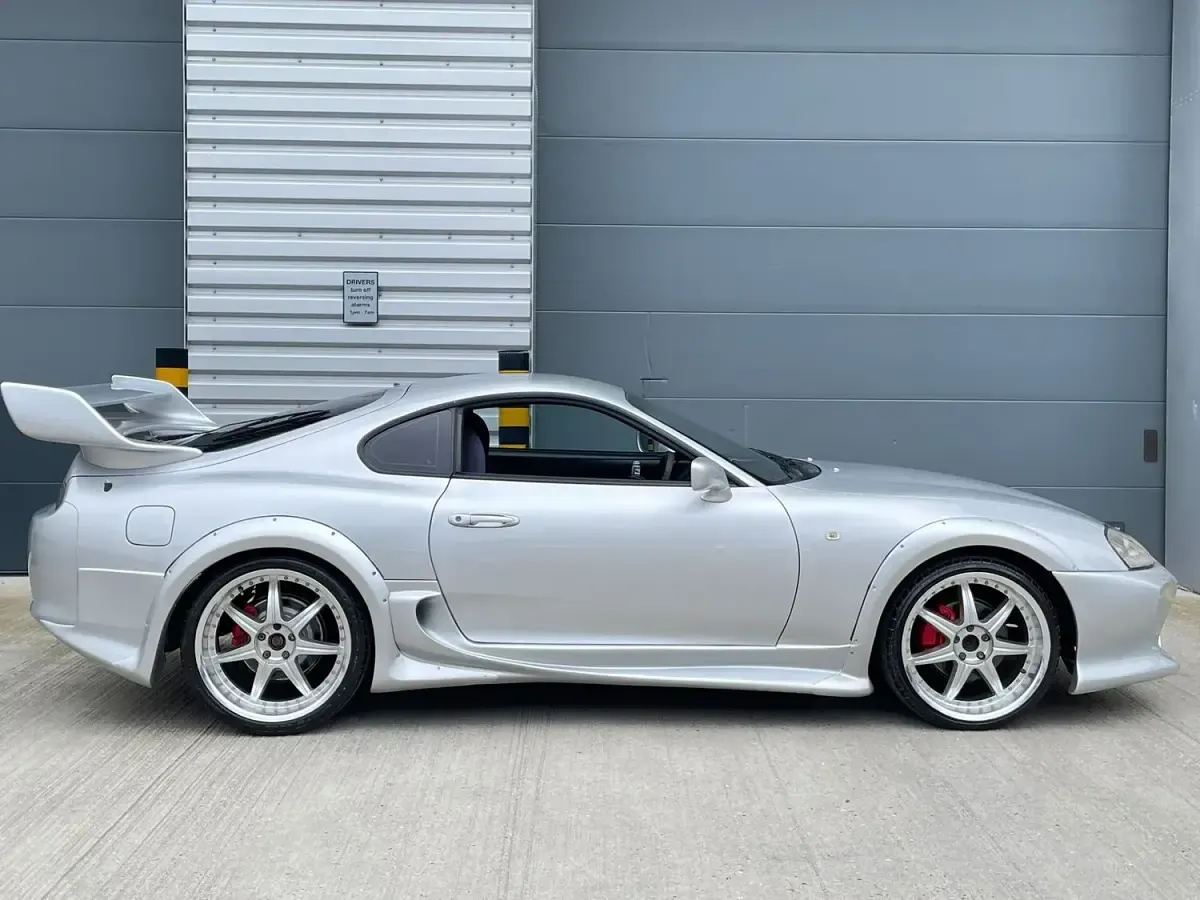 Used Toyota Supra 400 HP (294 kW) 1995 Silver Coupe