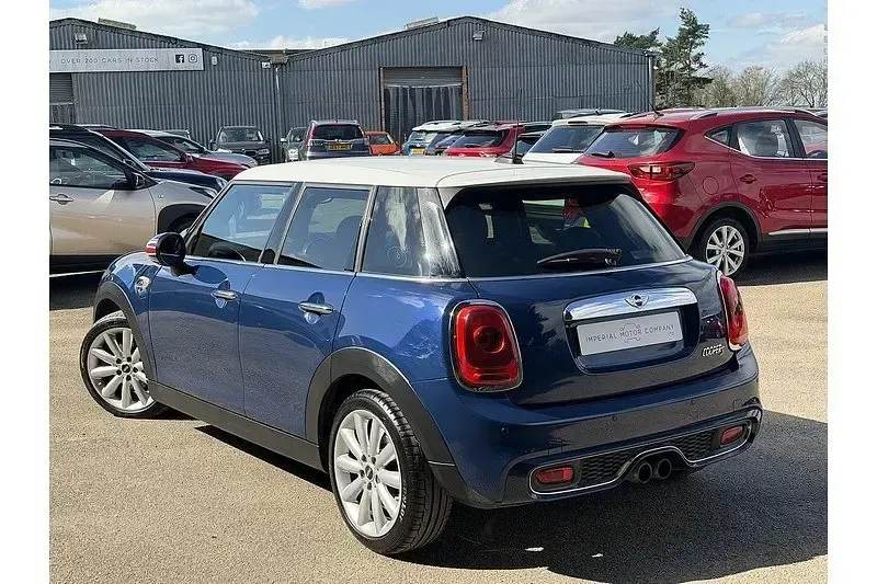 Usado Mini Cooper S Hatch 2015 Azul Citadino