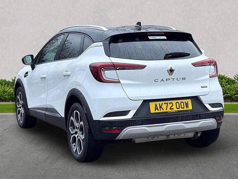Used Renault Captur Techno 2022 White SUV