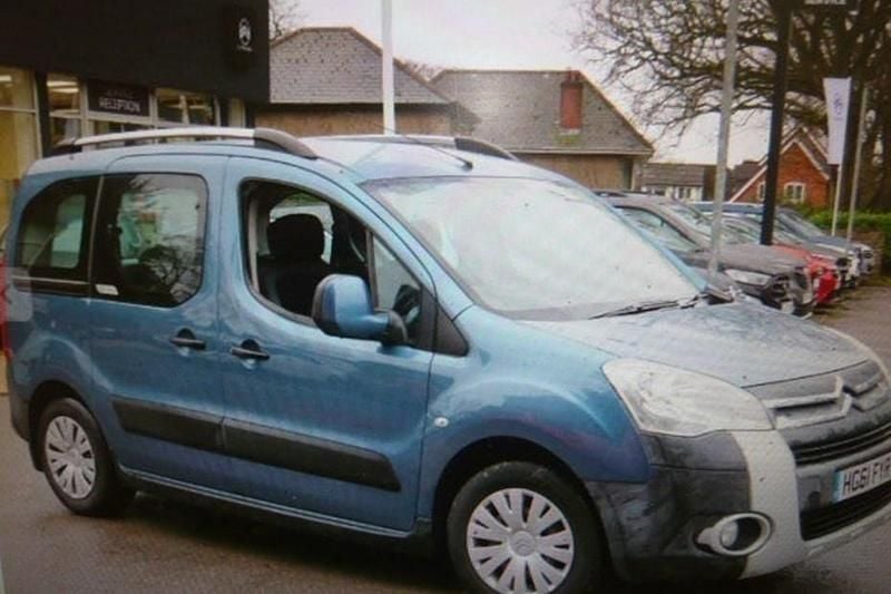 Used Citroën Berlingo XTR 90 HP (66 kW) 2011 Blue MPV