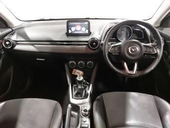 Used Mazda 2 Inclusive 115 HP (84 kW) 2019 White Hatchback