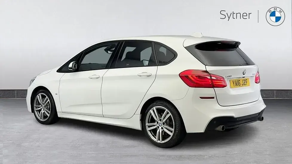 Used BMW 225 Active Tourer M Sport 228 HP (167 kW) 2016 White MPV