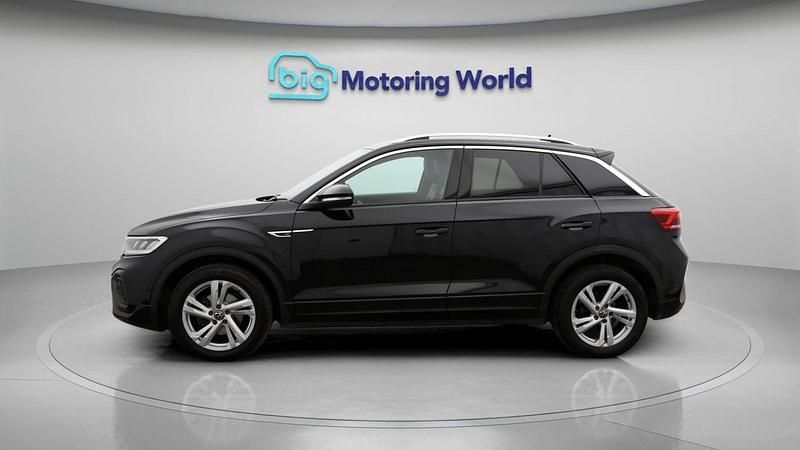 Used VW T-Roc R-line 148 HP (108 kW) 2022 Black SUV