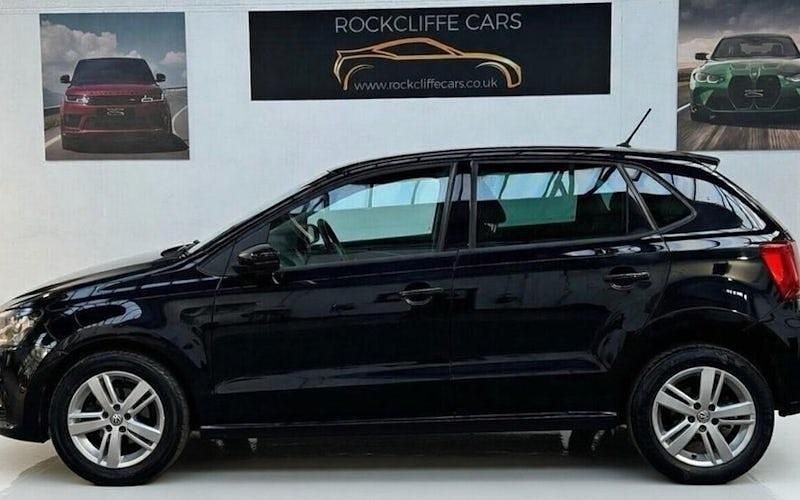 Used VW Polo Edition 90 HP (66 kW) 2017 Black Hatchback