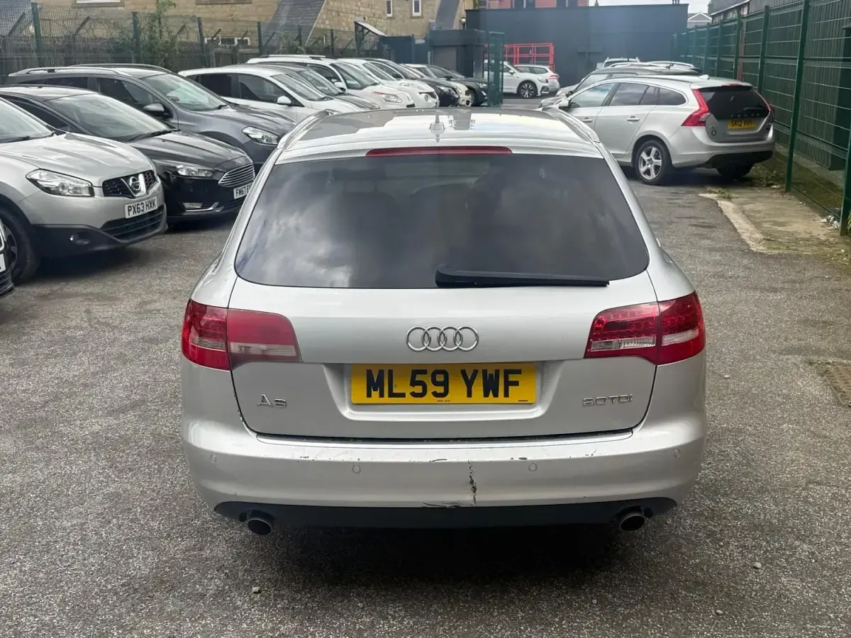 Usado Audi A6 170 HP (125 kW) 2009 Prateado Carrinha