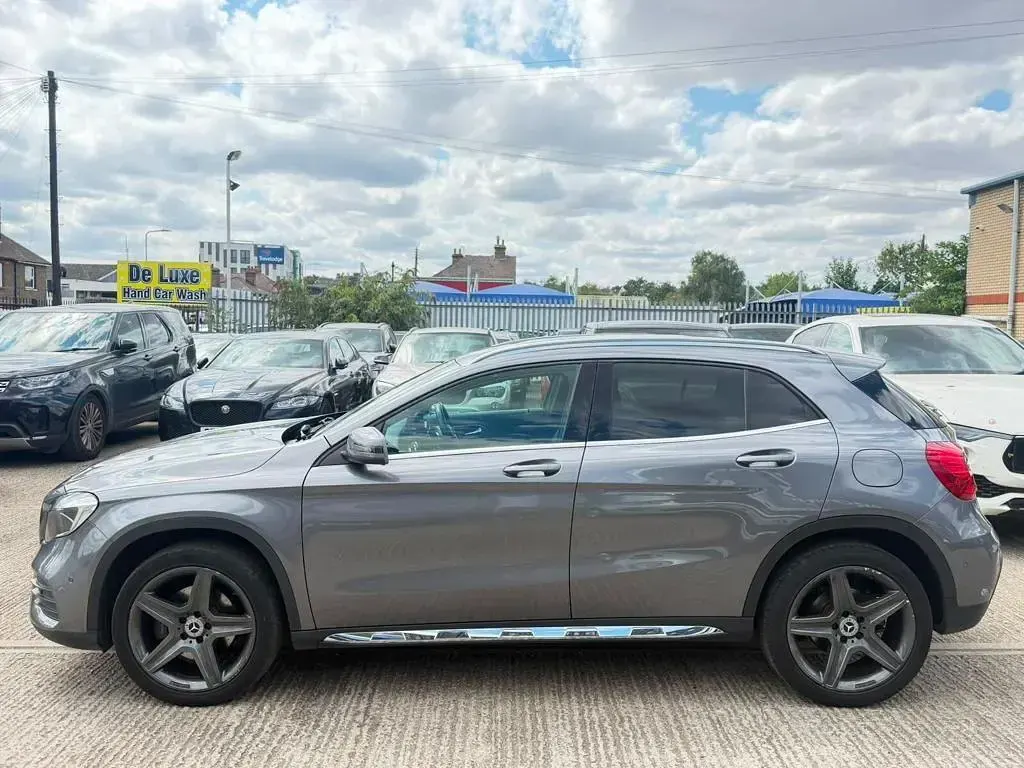 Used Mercedes GLA220 Executive 2017 Grey SUV