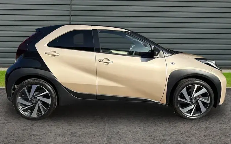 Used Toyota Aygo X 72 HP (52 kW) 2025 SUV