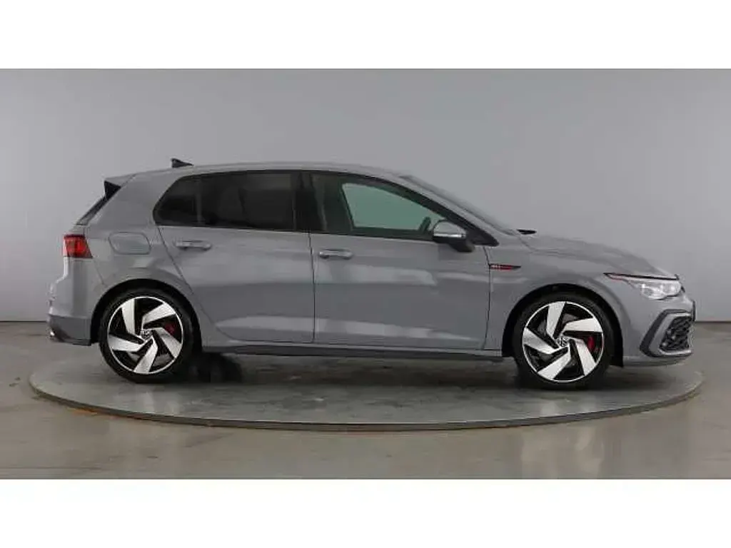 Used VW Golf VIII GTI 245 HP (180 kW) 2023