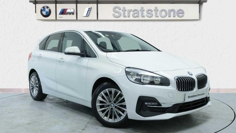 White Used 2020 BMW 218 Active Tourer Luxury Line MPV | £15,492 (Good price) - Image 1/3