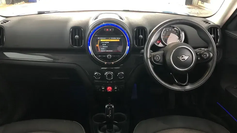 Used Mini Cooper Countryman Classic 134 HP (98 kW) 2019 Blue SUV