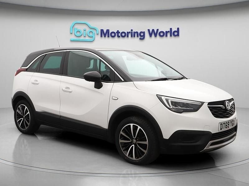 White Used 2020 Vauxhall Crossland X SRi SUV | £7,700 (Good price) - Image 1/4