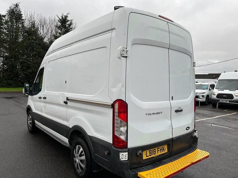 Used Ford Transit 130 HP (95 kW) 2018 White Van