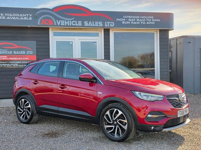Used Vauxhall Grandland X Elite 130 HP (95 kW) 2018 Red SUV