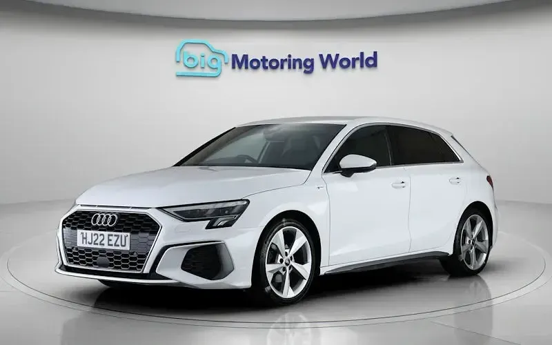 Usado Audi A3 Sportback S-Line 150 HP (110 kW) 2024 Citadino