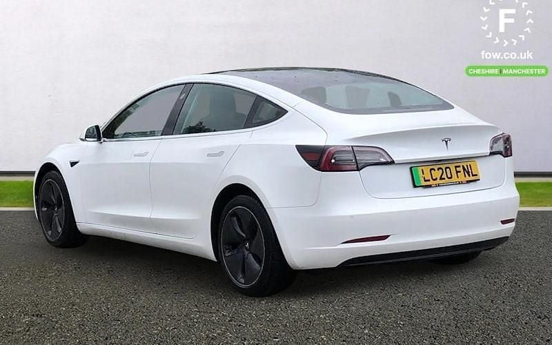 Usado Tesla Model 3 Standard Range 239 kW (325 HP) 2020 Branco Sedan