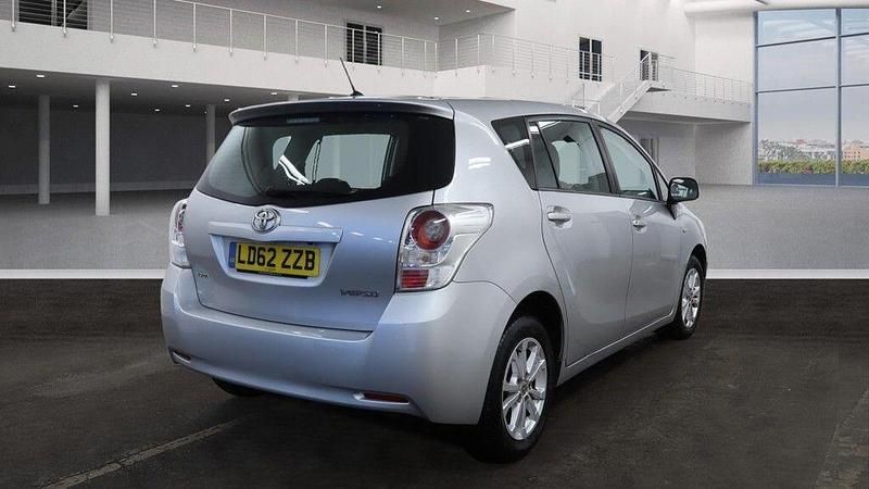 Used Toyota Verso Multidrive S 2012 Silver MPV
