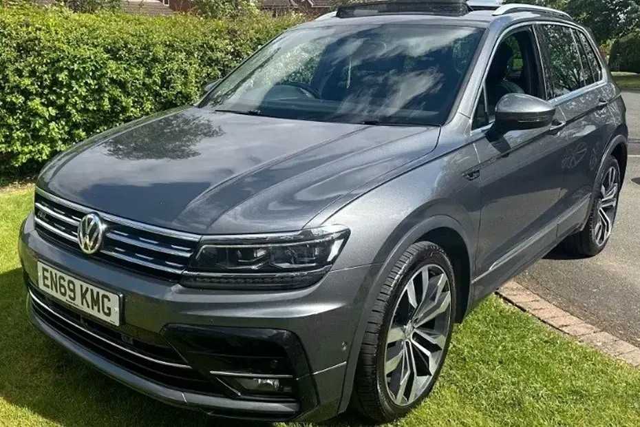 Used VW Tiguan R-line 150 HP (110 kW) 2020 Grey SUV